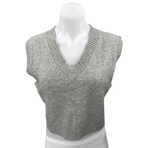 Zara Women's Gray V Neck Sleeveless Knit Tank Cropped Sweater Vest Top Size M